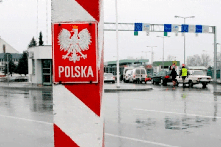 «Польща засумує за українцями»