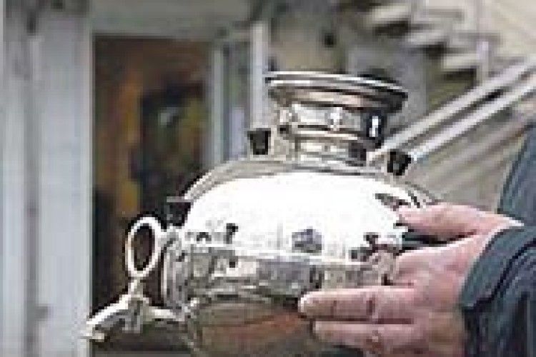 НА КРИЗІ ЗАРОБЛЯЮТЬ ЛОМБАРДИ