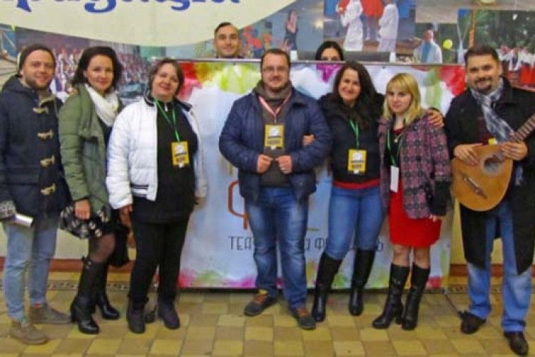 Нововолинські актори привезли з фестивалю нагороду