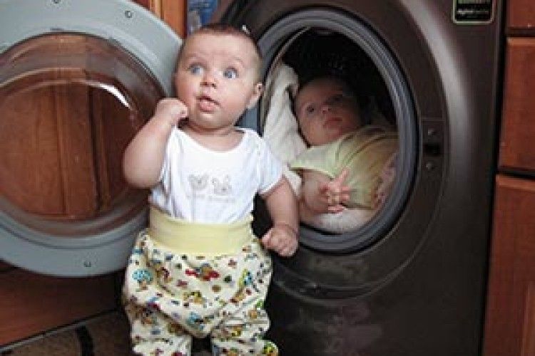 СВІТ ДИТИНСТВА: мамо, ти нічого