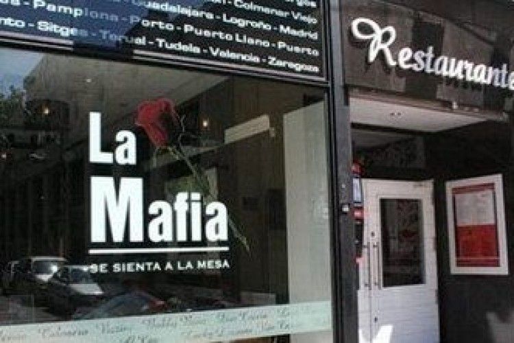 Ці «бандитські» ресторани визнали «антиморальними»