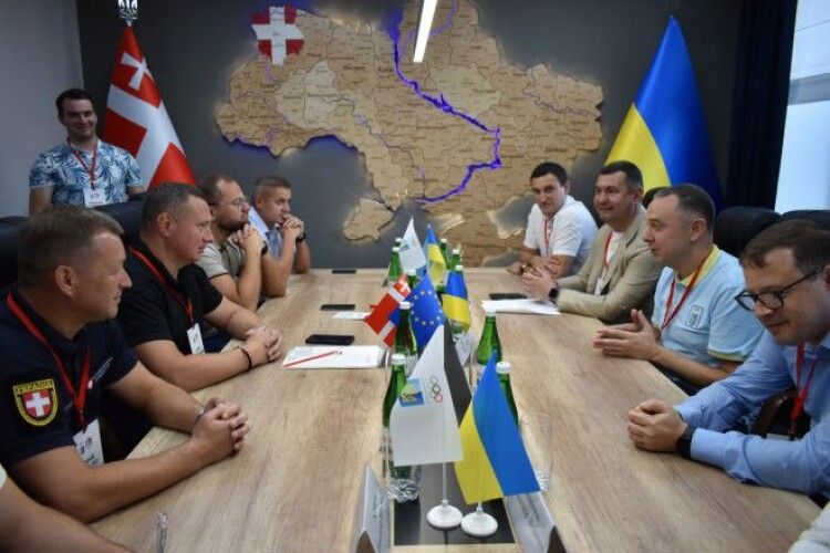 «База тренувань та занять спортом для дітей повинна бути»: на Волині перебуває міністр молоді та спорту України
