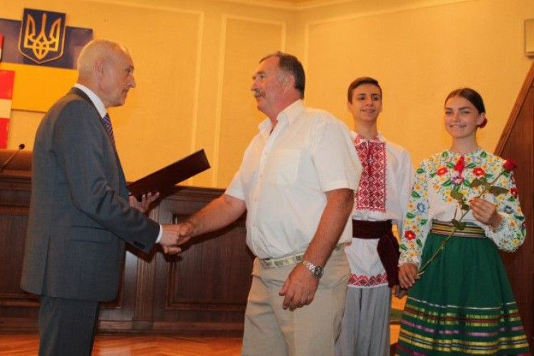 Будівельників краю привітали з професійним святом