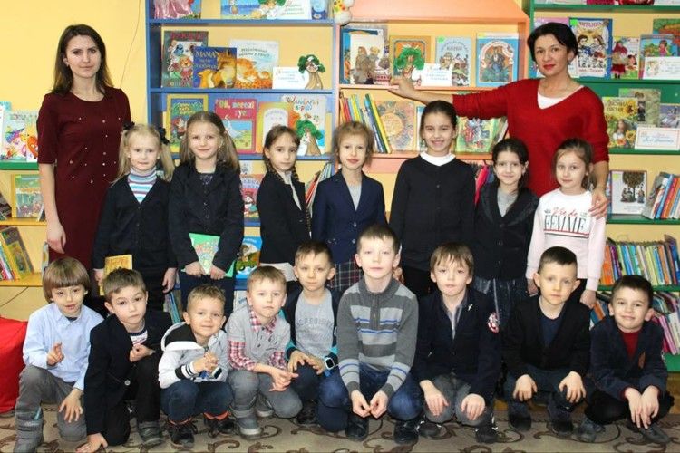 Луцькі гімназисти-першачки здійснили дебютну мандрівку книгоградом (фото)