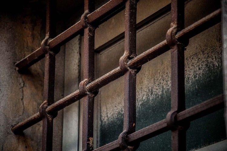 В’язня, який втік з лікарні на Рівненщині, затримали у столиці