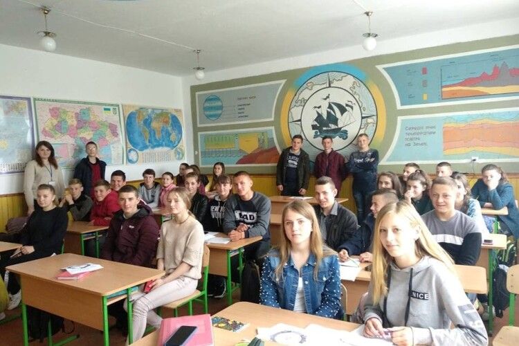 Юних камінь-каширців вчать, як обрати професію