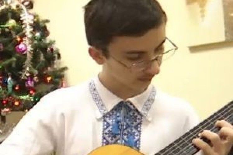 У Києві вчитимуть сліпих дітей музиці