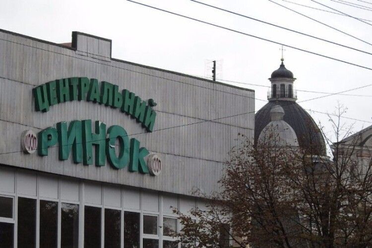 Демонтаж ринку: з 23 травня в Луцьку перекриють  вулицю Замкову