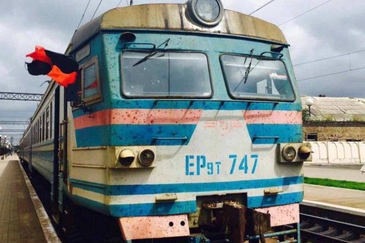 Завтра о 8.23 з Рівного до Львова вирушить «червоно-чорний експрес»