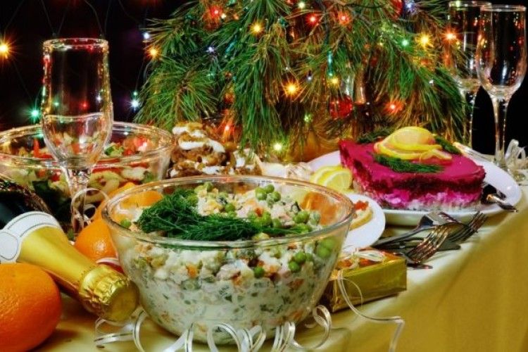 Як за три роки змінилася вартість новорічного столу (Інфографіка)