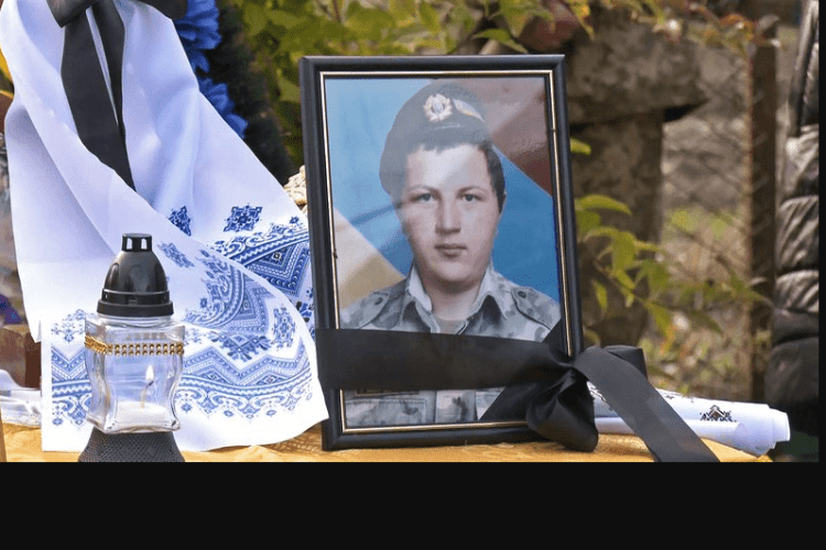На Волині похоронили бійця, який зник безвісти 11 років тому біля Іловайська 