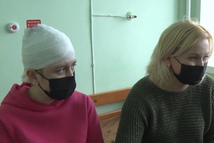 У Луцьку врятували школярку, яка впала в кому після коронавірусу