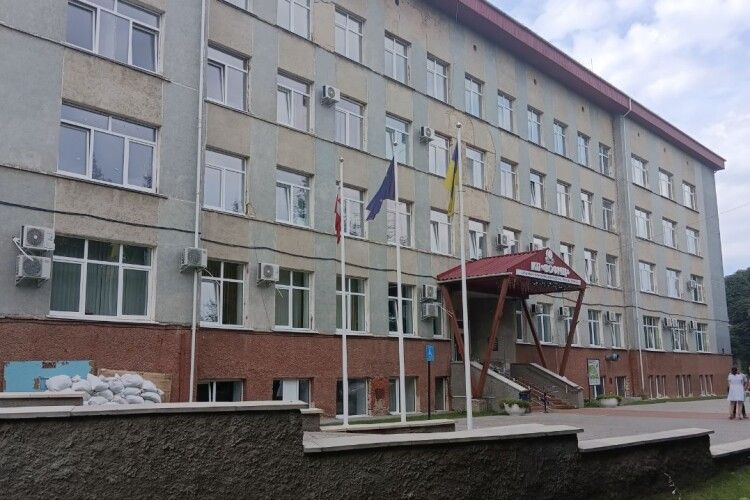 Скандальна фірма відремонтує тубдиспансер в Луцьку за майже 117 мільйонів гривень