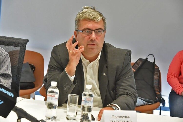 Міжнародна «політика» Зеленського: скоро Путін вимагатиме підняти триколор над Банковою?