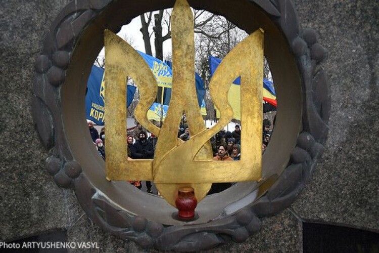 Всі 40 мільйонів – як ці п’ятнадцять! Президент присвоїв ще 15 звань Героїв України