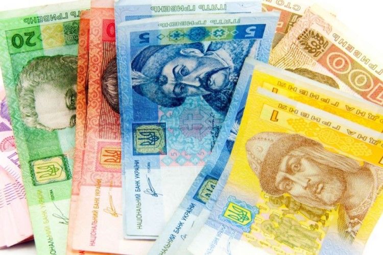 Уряд надаватиме пільгу на проїзд «живими грішми»