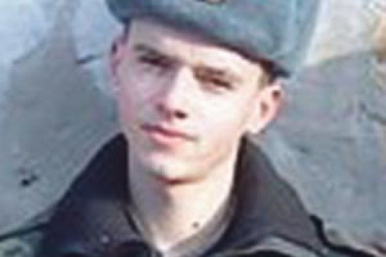 ЗАМІСТЬ СИНА В АРМІЮ ПРОСИВСЯ БАТЬКО‑АФГАНЕЦЬ…