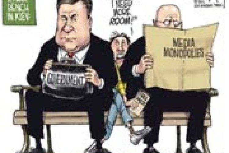 ГАЗЕТИ ВИЙШЛИ З БІЛИМИ ШПАЛЬТАМИ