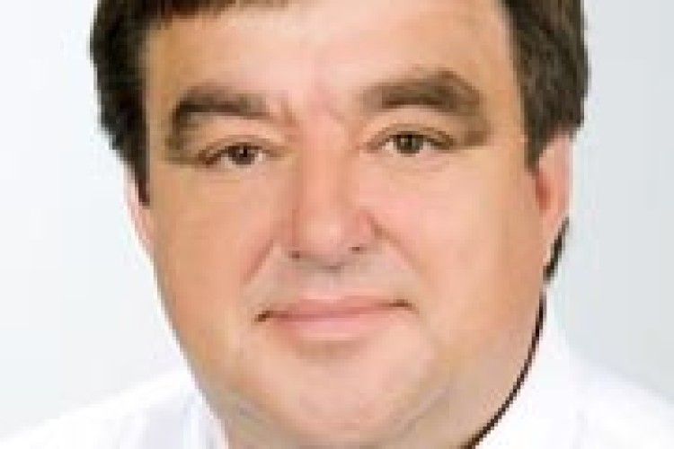 З ЧИМ ЙДЕ НА ВИБОРИ  ПЕТРО КРАВЧУК?*  