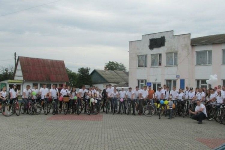 На Любешівщині веломарафонили і збирали гроші для хворих діток (фото)