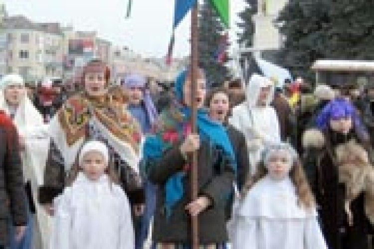 БЛАГОДІЙНІСТЬ: Христа прославляймо, сиріт не забуваймо