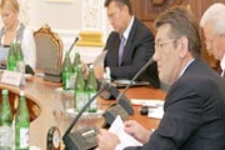 ЯНУКОВИЧ ТАКИ  СТАНЕ ПРЕМ’ЄРОМ?