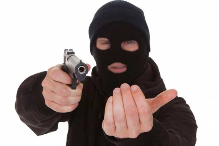 Катували чоловіка півтори години