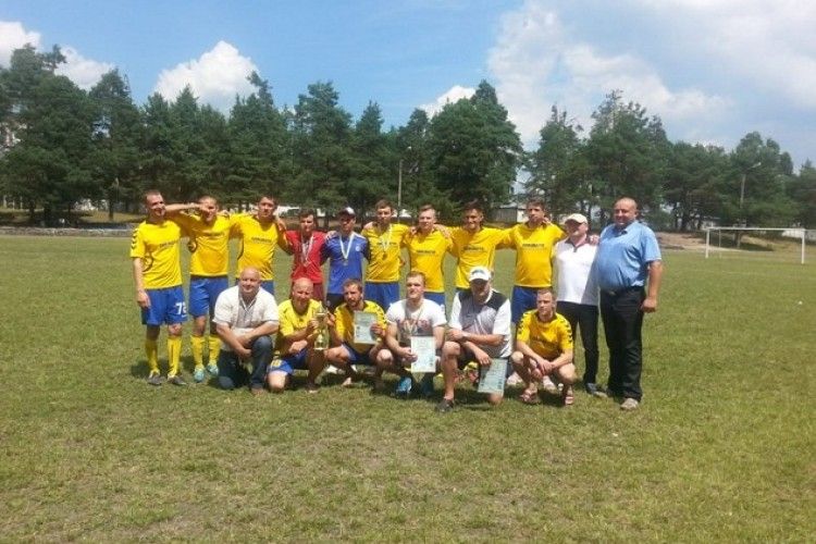 На маневицькому стадіоні грали у футбол з литовцями та білорусами 