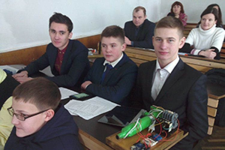 ВІКНО РУБРИКИ: крокувати територією успіху з юних літ