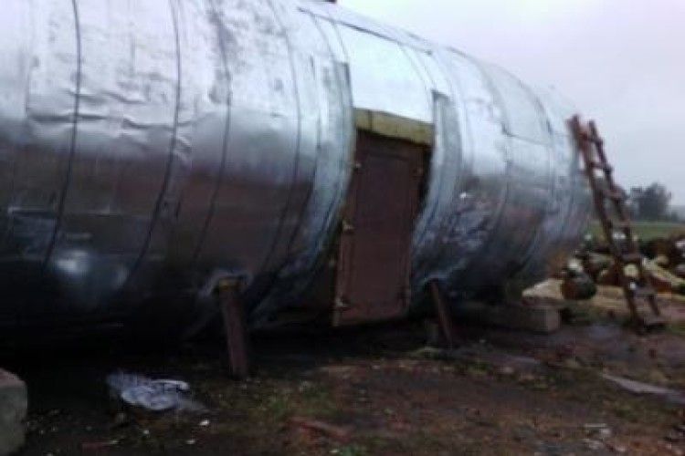 Не бурштином єдиним – на півночі Житомирщини спритники підпільно випалювали деревне вугілля