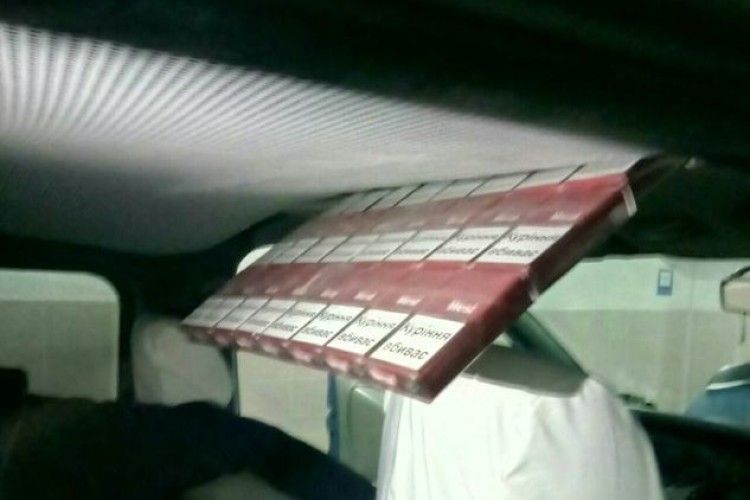 Забрали автомобіль за цигарки (відео)