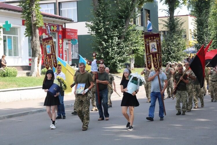 На Горохівщині попрощались з Героєм Леонідом Остап’юком