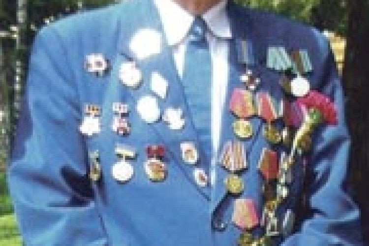 СИРІТСЬКА ДОЛЯ ІВАНА ГЛУЩУКА