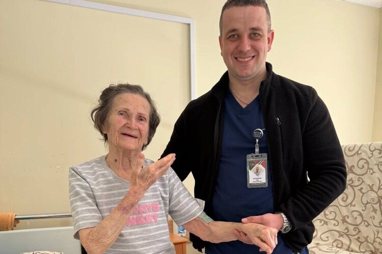 На Волині лікарі поставили на ноги 92-річну пацієнтку після важкої травми