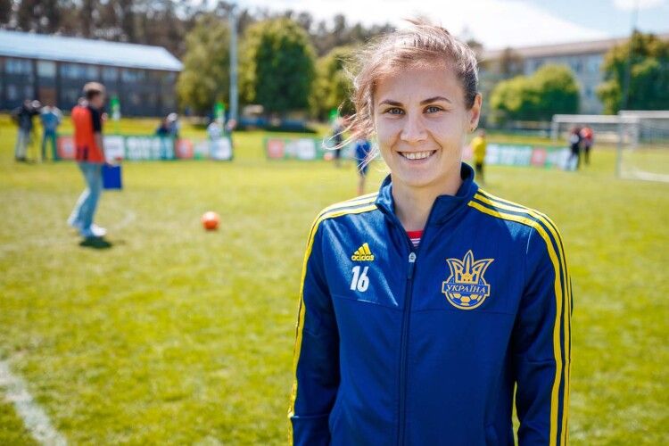Неймовірно: Українська футболістка забила найкращий гол тижня у Лізі чемпіонів (Відео)