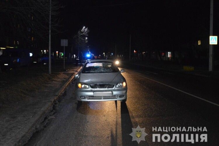 У Володимирі 21-річний водій збив двох людей на пішохідному переході