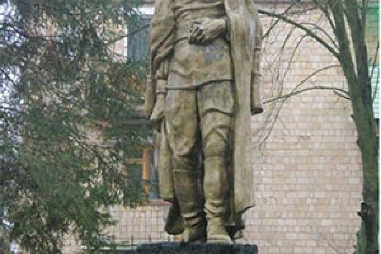 ПОЛІЩУКИ СТАЛИ НА ЗАХИСТ… КАТА ДЗЕРЖИНСЬКОГО