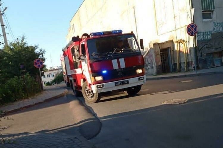 У Луцьку незагашений недопалок спричинив пожежу (Відео)