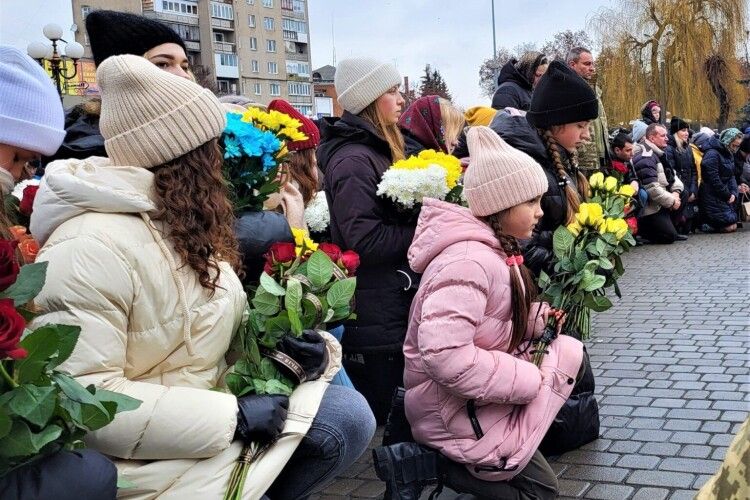 Без тата залишився 6-річний син: у Ковелі поховали Героя Валентина Пігілєва