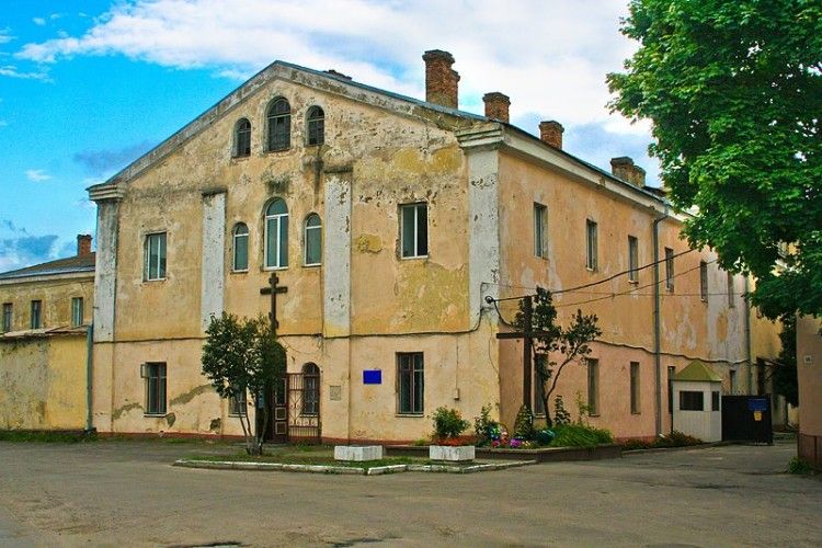 Оприлюднили розпорядок похорону останків в’язнів Луцької тюрми, розстріляних НКВС