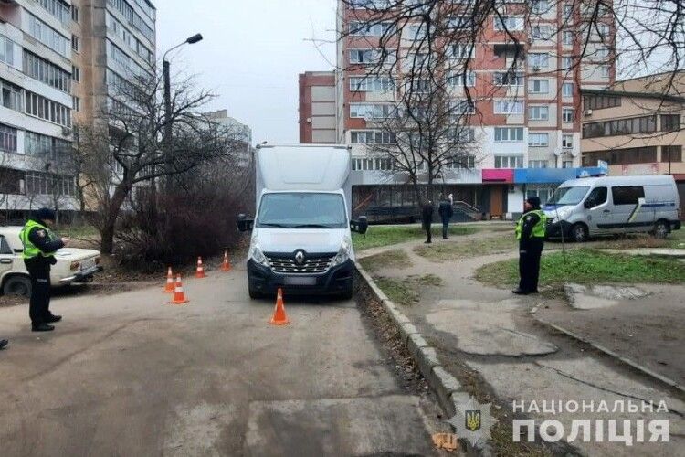 У Луцьку пенсіонерка потрапила під колеса автівки