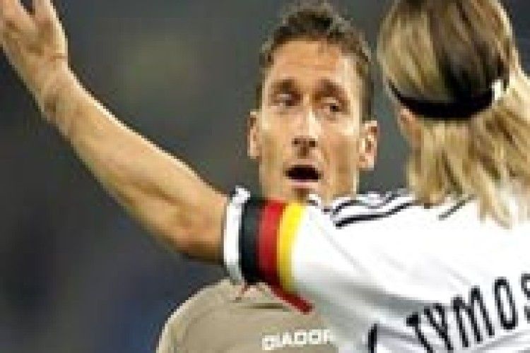 ЗІРОК «ШАХТАРЯ» ОПУСТИЛИ НА ЗЕМЛЮ