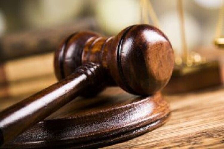 На Рівненщині суд виніс вирок поліцейському за постанови на невинних людей