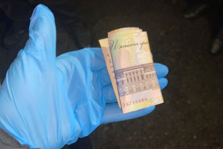 У Луцькому районі на блокпості п'яний водій пропонув поліції хабар (Фото)