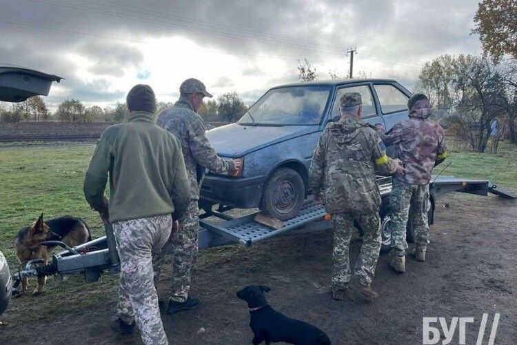 83-річний мешканець житель Волині віддав свій автомобіль військовим