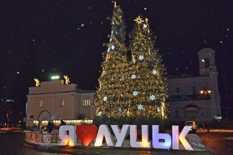 Ігор Поліщук розповів, якими цьогоріч будуть головні ялинки Луцька