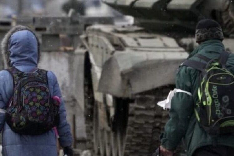 Окупанти силоміць вивозять мешканців Попасної, місто зруйноване вщент — очільник Луганської ОВА