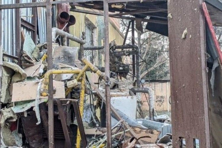 Показали момент вибуху у Рівному: гуртожиток РДГУ тепер без опалення (Відео)