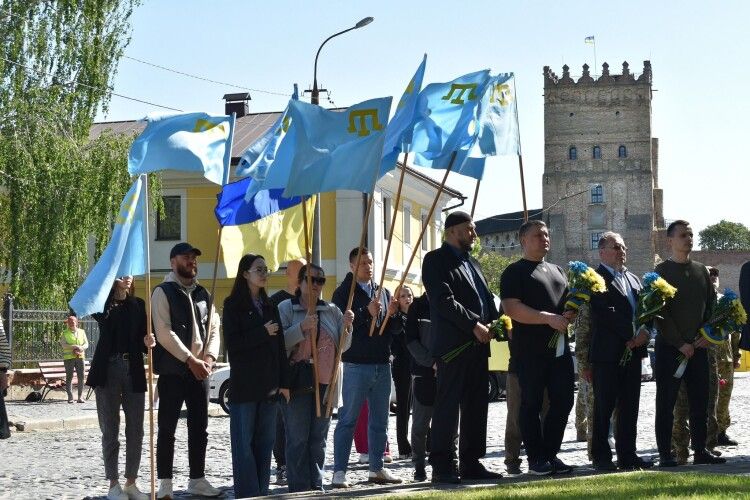 80-ті роковини депортації кримських татар: у Луцьку вшанували пам’ять жертв геноциду