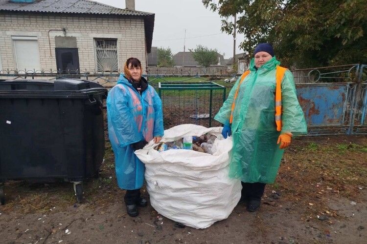 У громаді на Волині за 9 місяців назбирали 12 тонн пластику